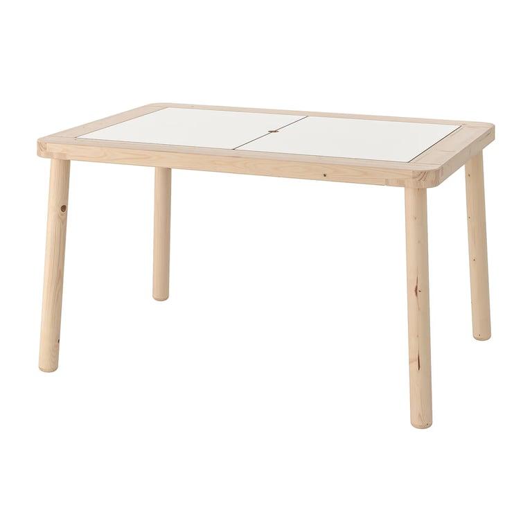 Montessori IKEA FLISAT Kindertafel