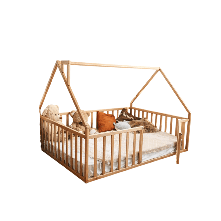 Montessori Busy Wood Dubbel Vloerbed Huis met Reling Natuurlijk Boom